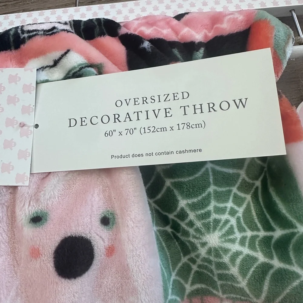 Cupcakes And Cashmere Multicolor Halloween Oversized Decorative Throw Blanket